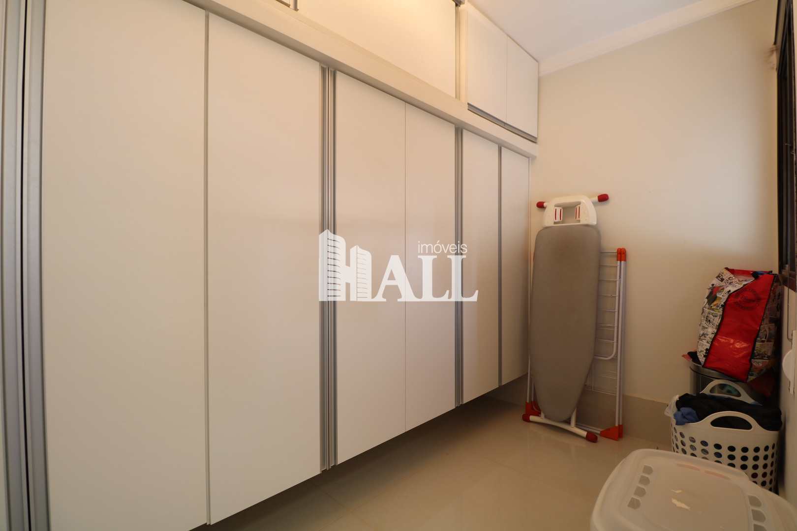 Apartamento à venda com 3 quartos, 200m² - Foto 21