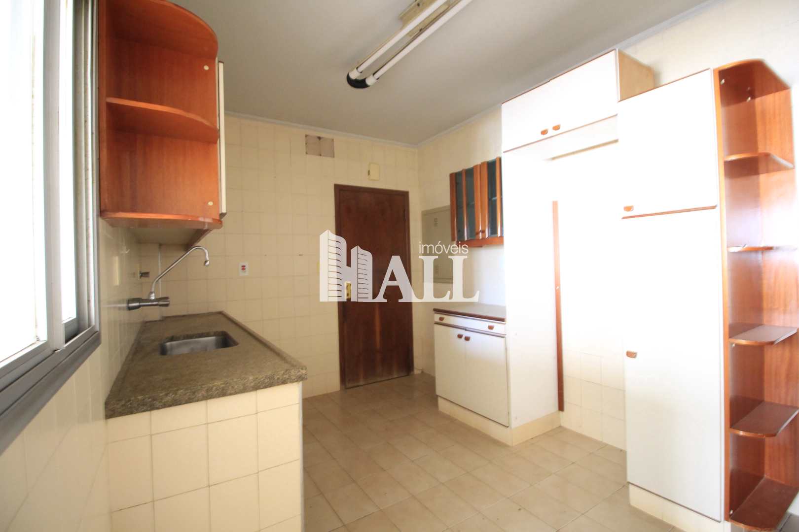 Apartamento à venda com 3 quartos, 190m² - Foto 11