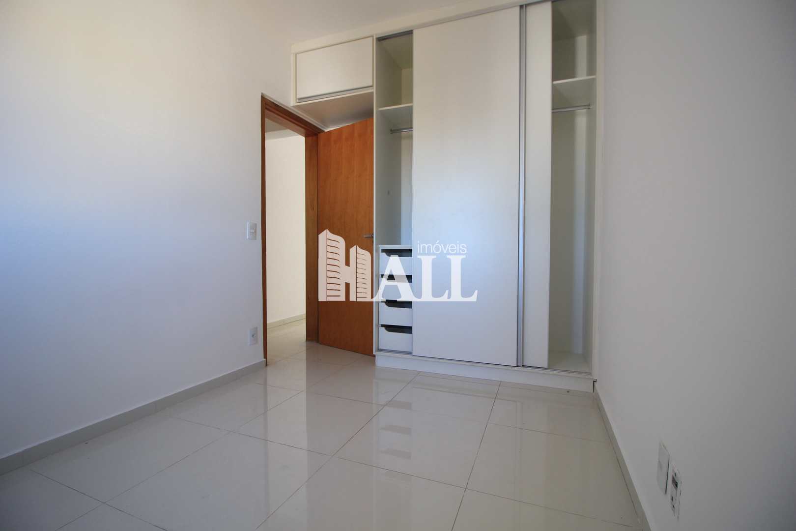 Apartamento à venda com 3 quartos, 155m² - Foto 6