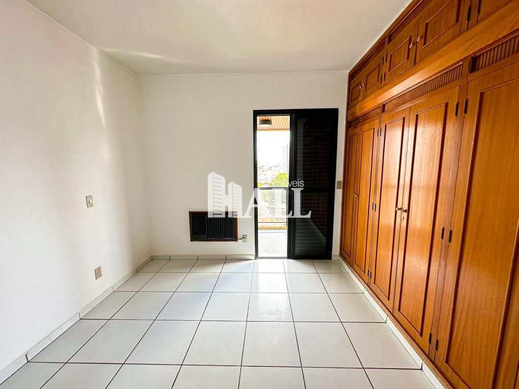 Apartamento à venda com 4 quartos, 239m² - Foto 11