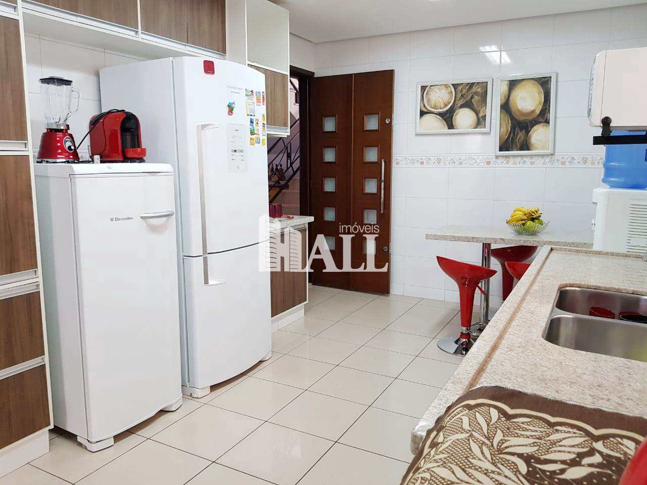 Casa à venda com 3 quartos, 236m² - Foto 19