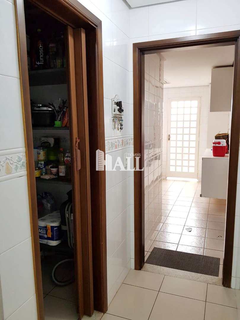 Casa à venda com 3 quartos, 236m² - Foto 23