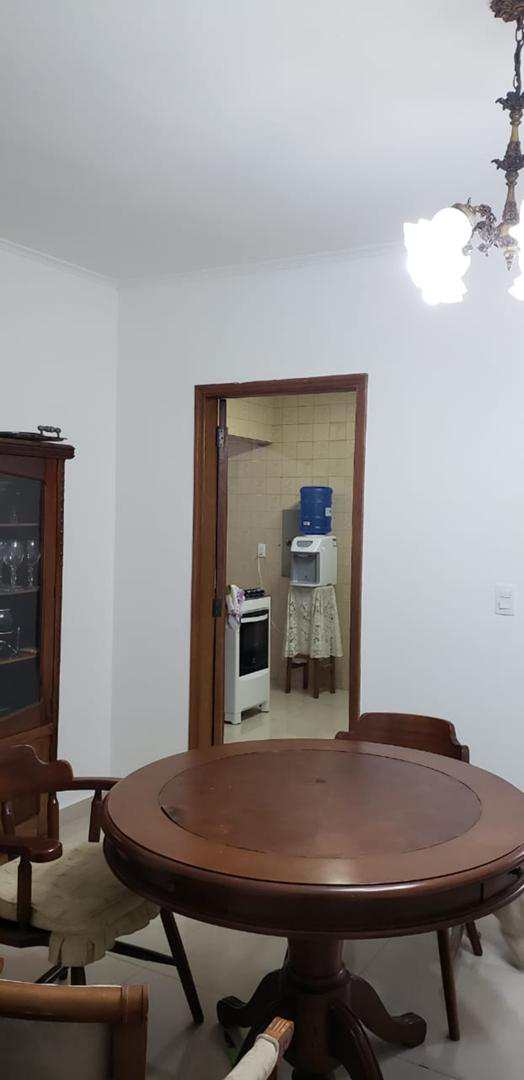 Apartamento à venda com 3 quartos, 128m² - Foto 4