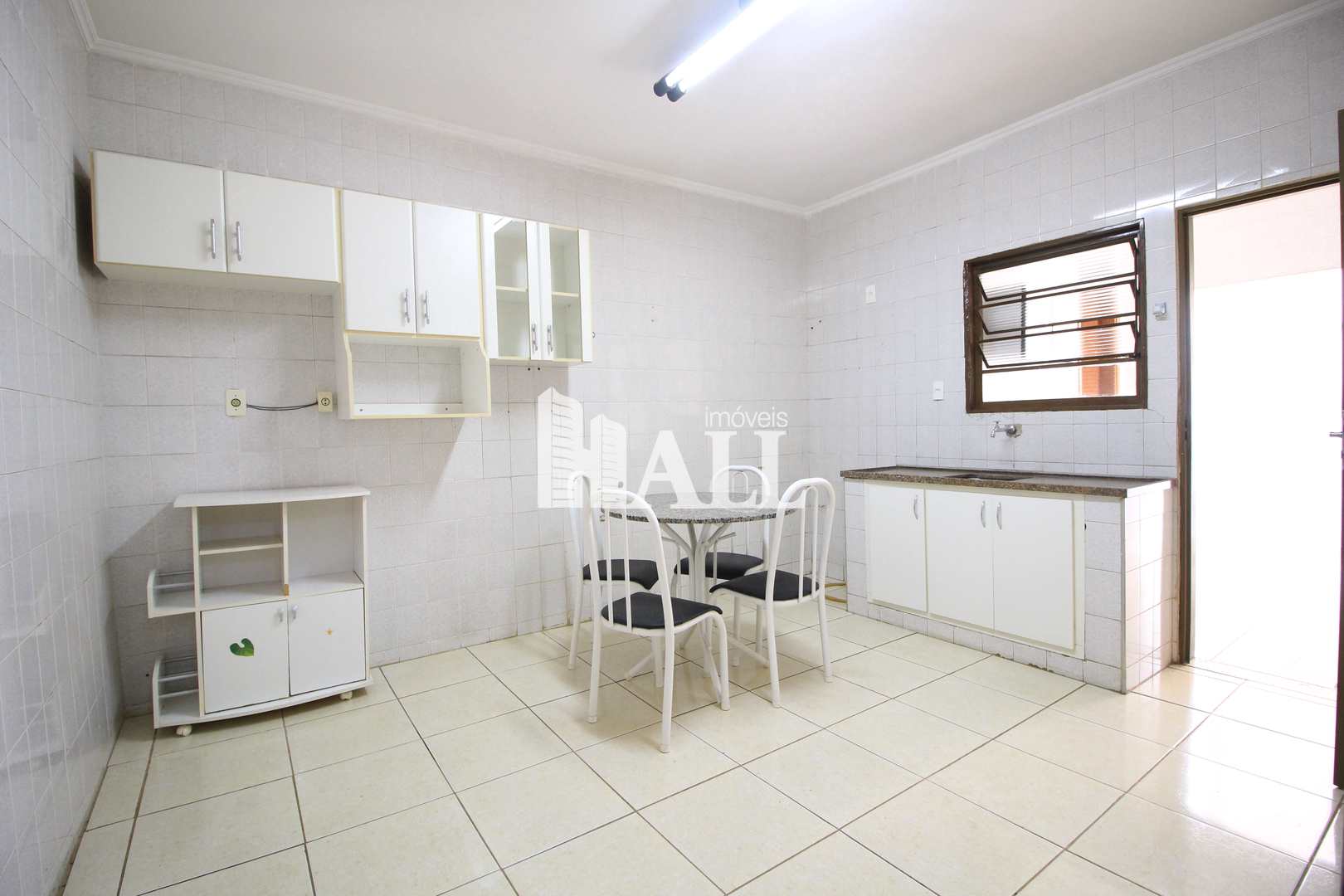 Apartamento à venda com 3 quartos, 108m² - Foto 8