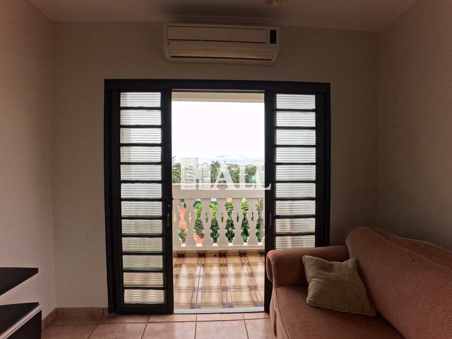 Apartamento à venda com 3 quartos, 119m² - Foto 1