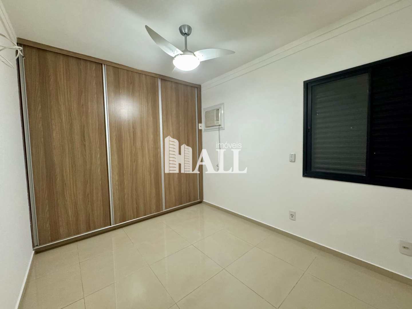Apartamento à venda com 3 quartos, 156m² - Foto 11