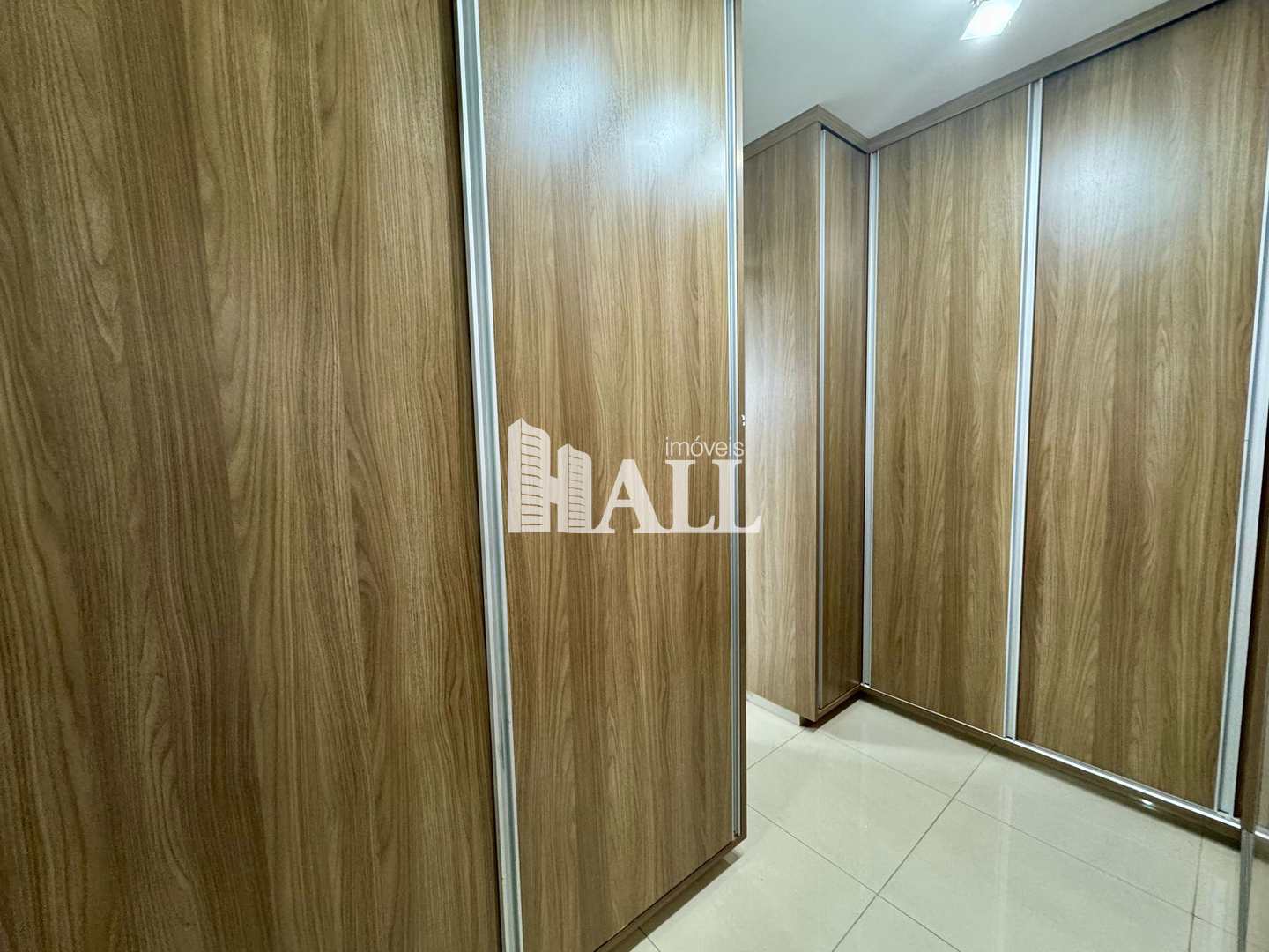 Apartamento à venda com 3 quartos, 156m² - Foto 10