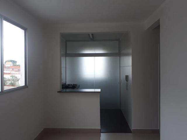 Apartamento à venda com 2 quartos, 55m² - Foto 1