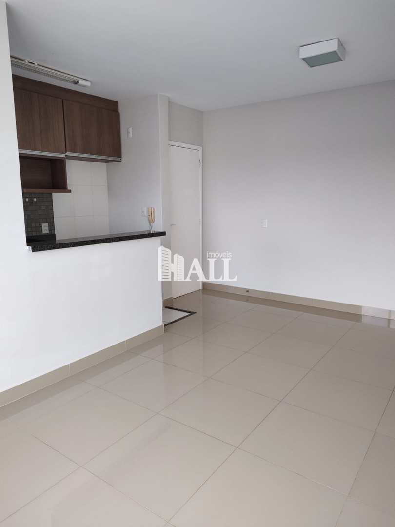 Apartamento à venda com 2 quartos, 66m² - Foto 2