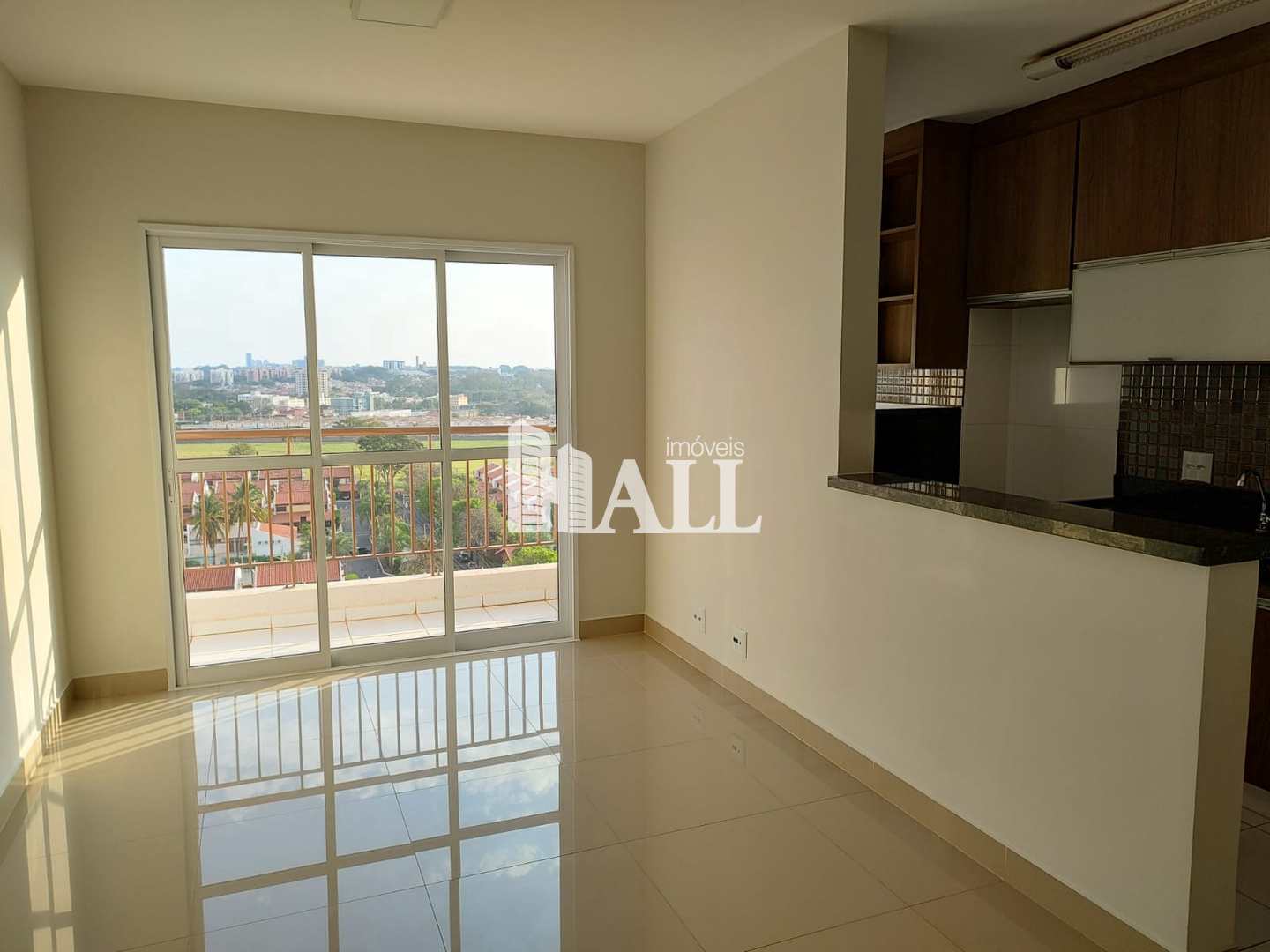 Apartamento à venda com 2 quartos, 66m² - Foto 1