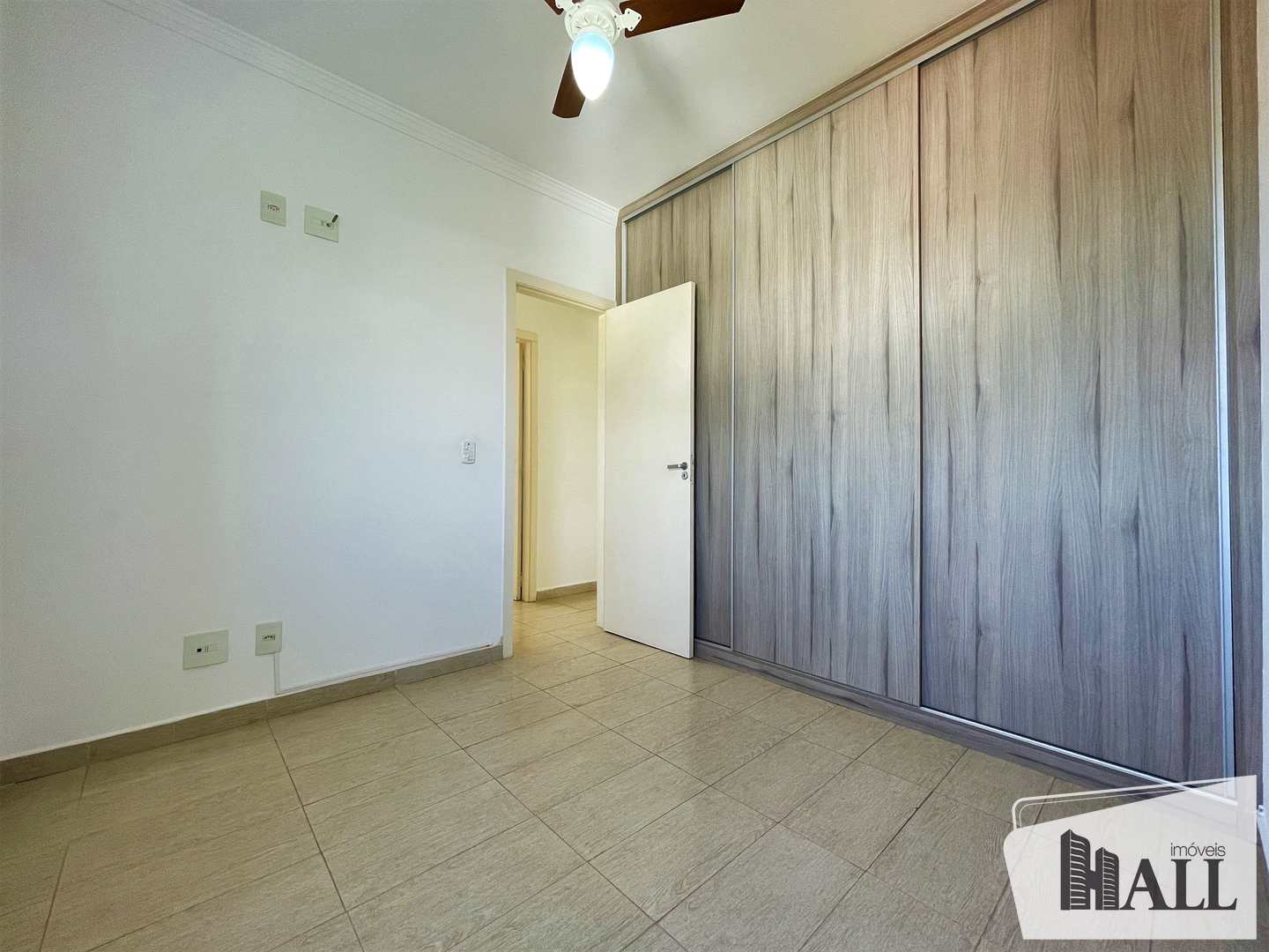 Apartamento à venda com 3 quartos, 90m² - Foto 8