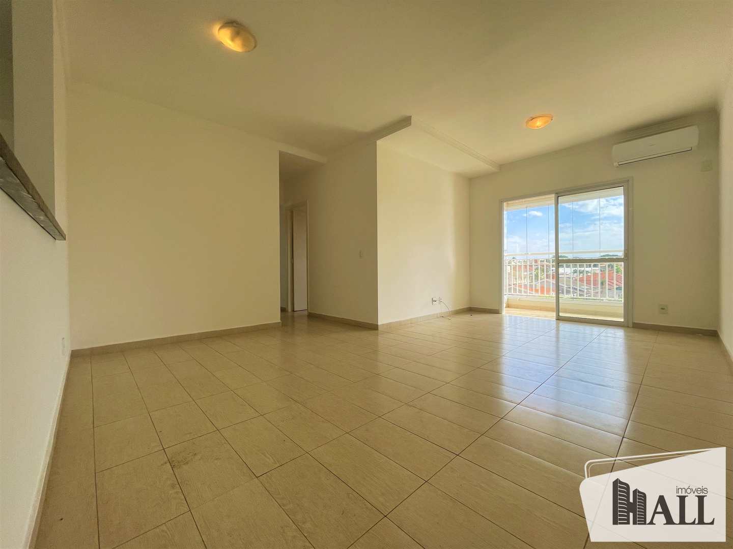 Apartamento à venda com 3 quartos, 90m² - Foto 4