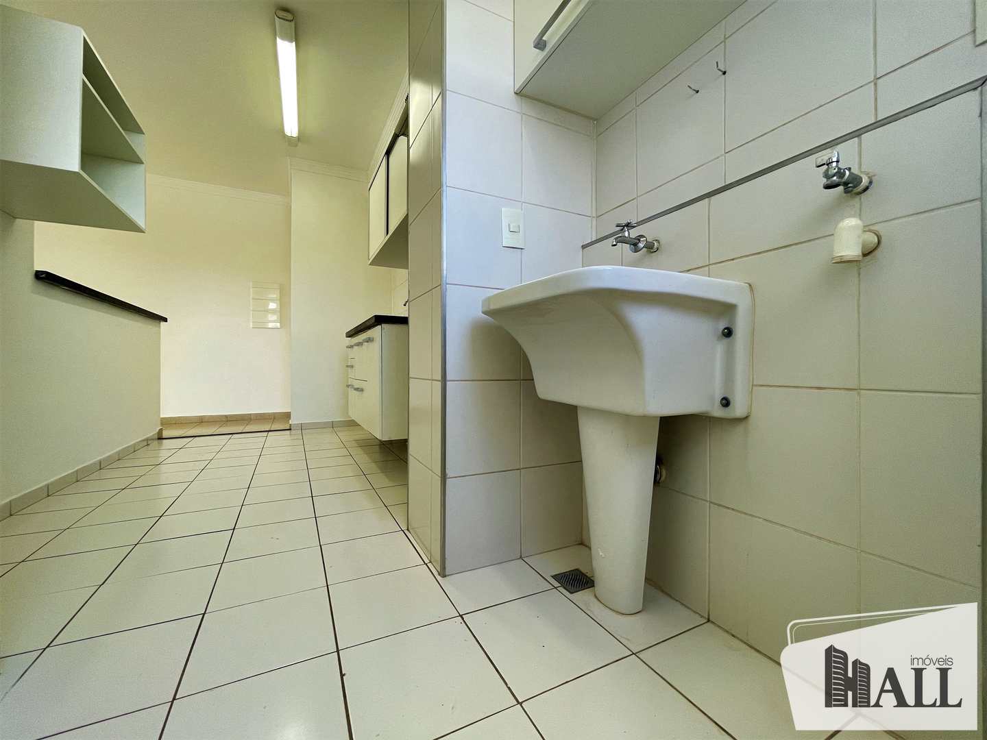 Apartamento à venda com 3 quartos, 90m² - Foto 3