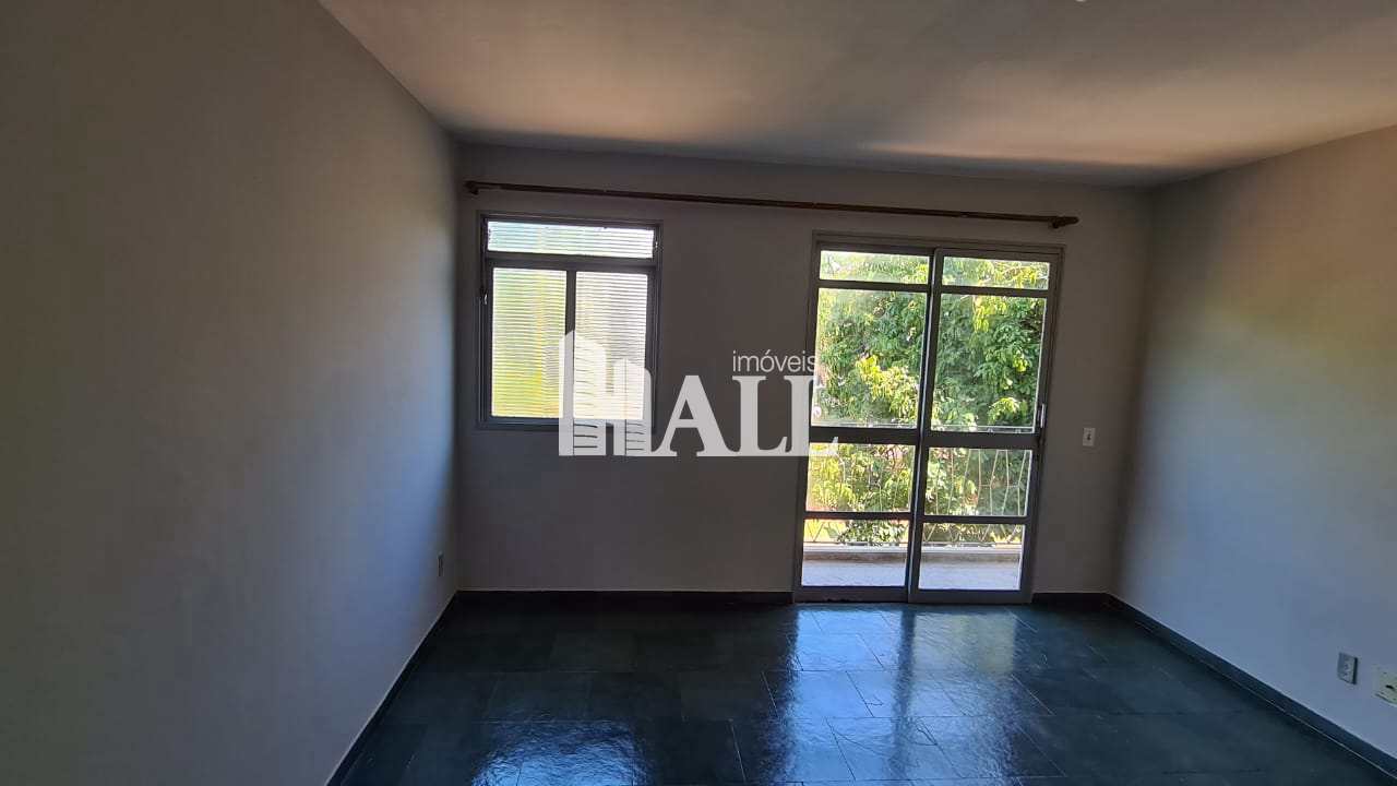 Apartamento à venda com 3 quartos, 70m² - Foto 1