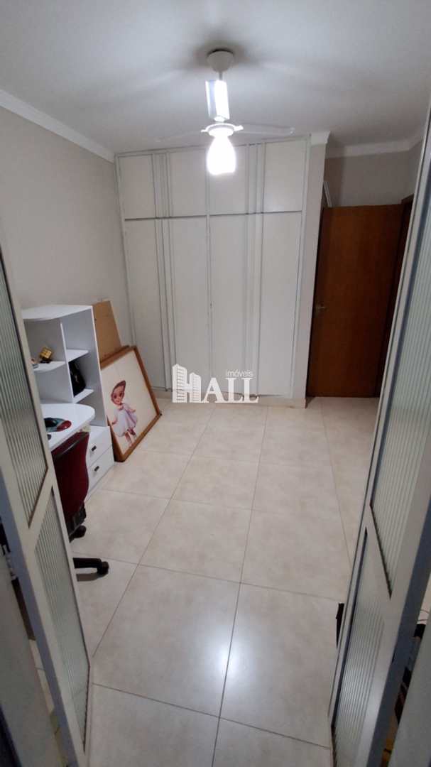 Apartamento à venda com 3 quartos, 110m² - Foto 9