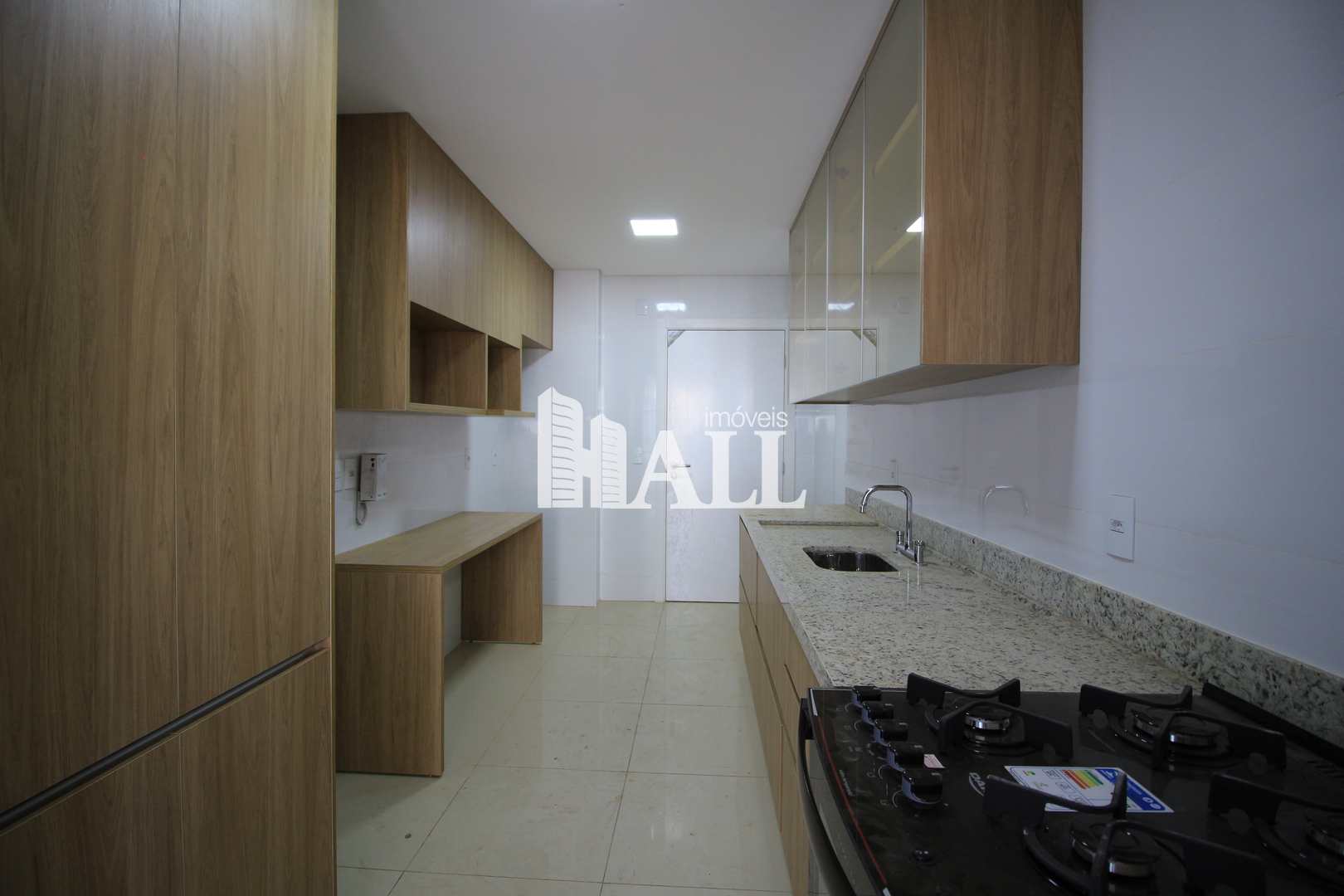 Apartamento à venda com 3 quartos, 135m² - Foto 19