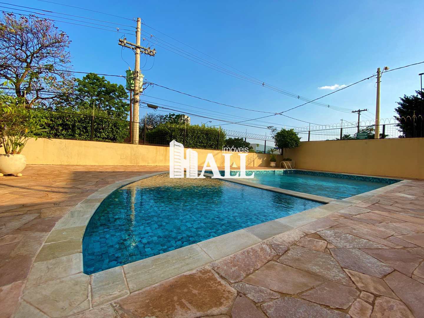 Apartamento à venda com 2 quartos, 77m² - Foto 17