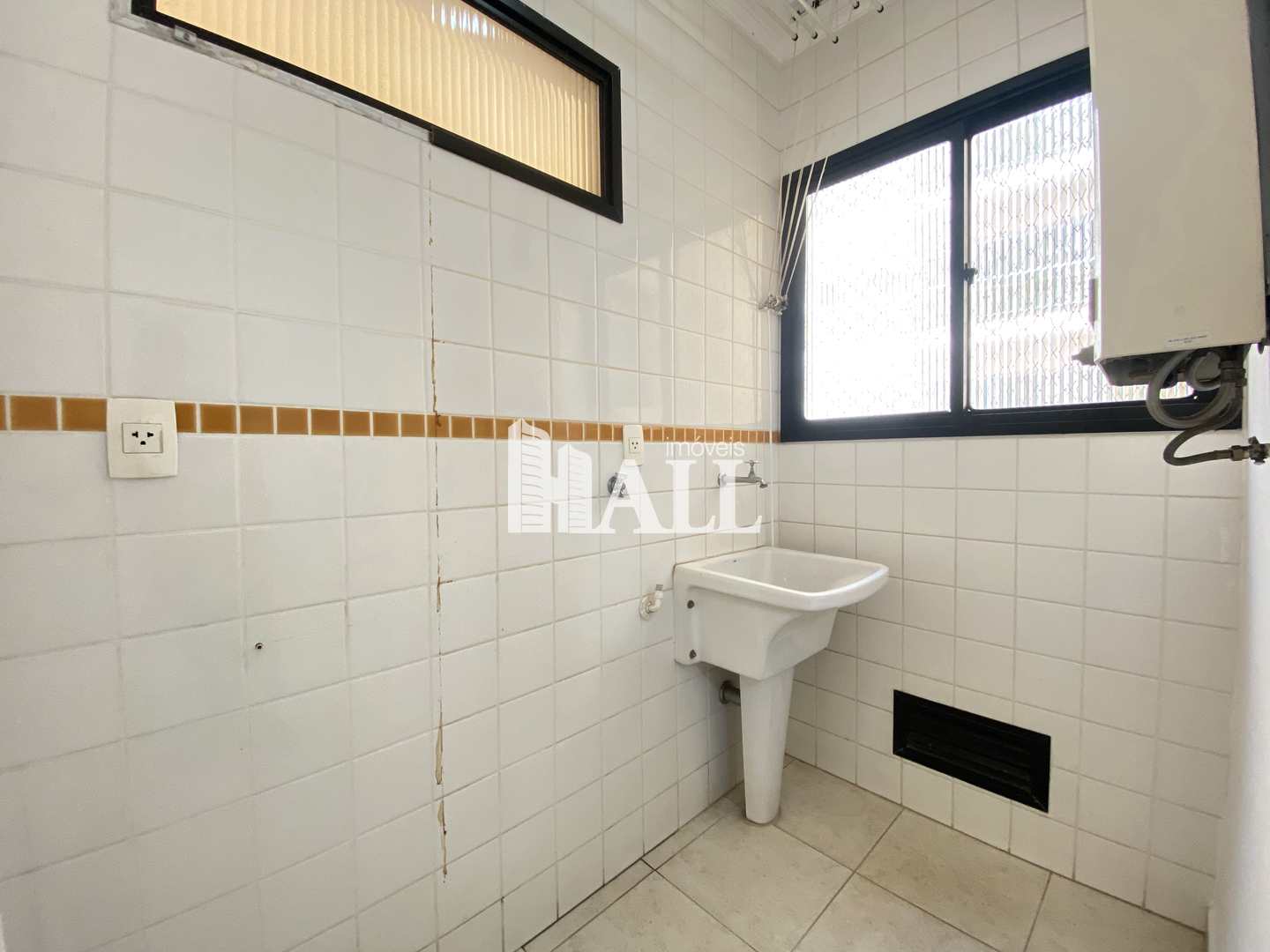 Apartamento à venda com 2 quartos, 77m² - Foto 5