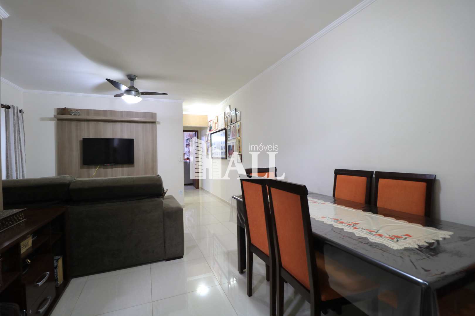 Apartamento à venda com 2 quartos, 80m² - Foto 2