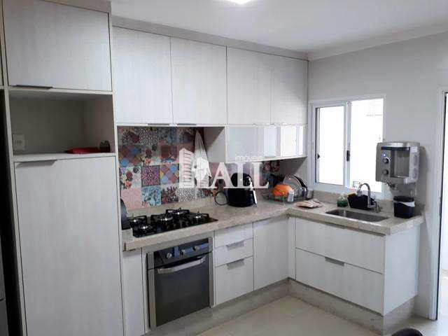 Apartamento à venda com 3 quartos, 100m² - Foto 6