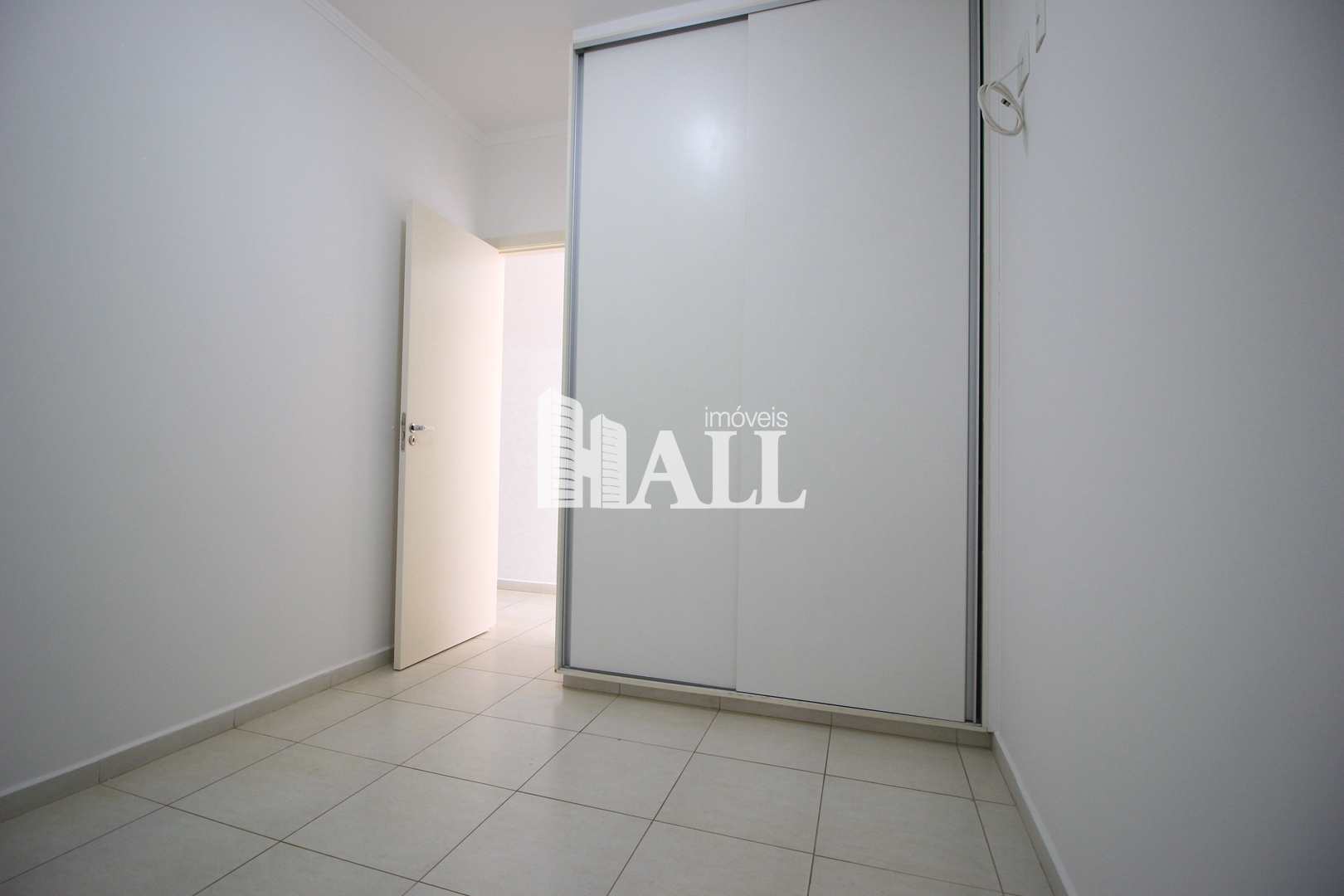 Apartamento à venda com 3 quartos, 90m² - Foto 8