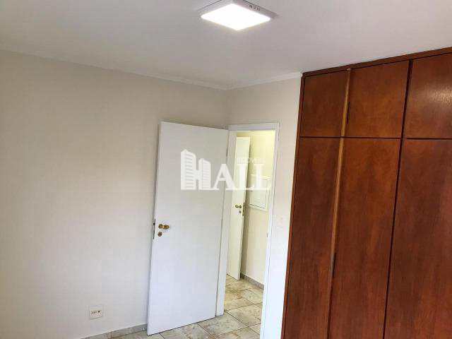 Apartamento à venda com 2 quartos, 68m² - Foto 5