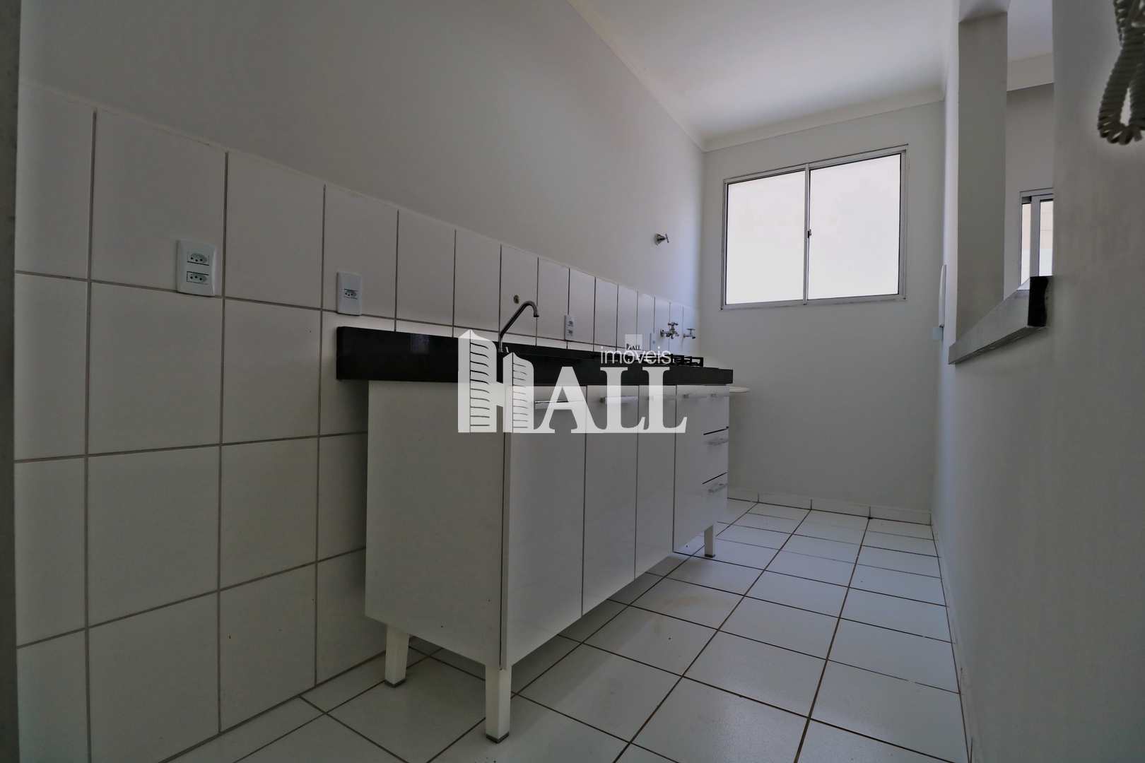 Apartamento à venda com 2 quartos, 79m² - Foto 3