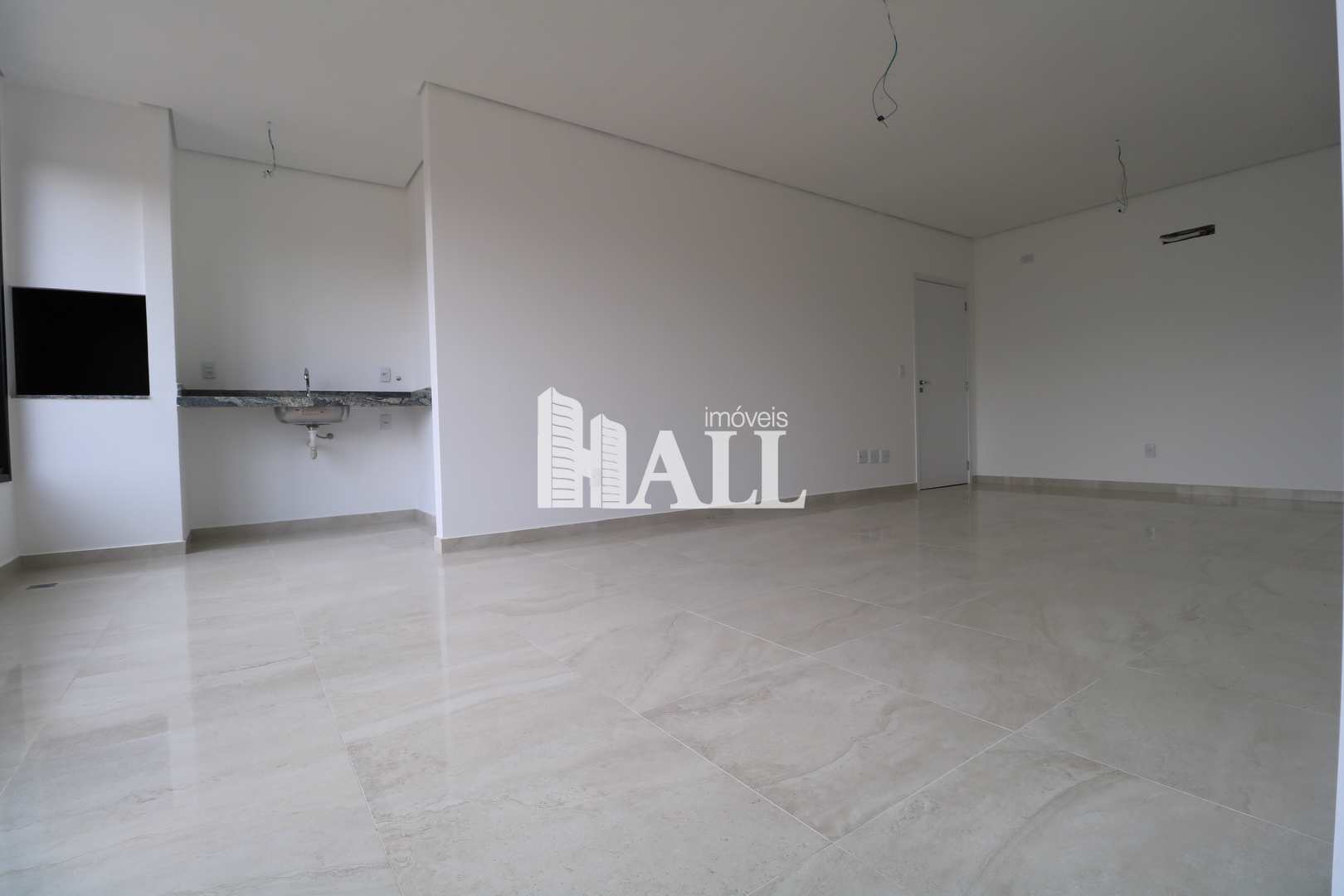 Apartamento à venda com 3 quartos, 100m² - Foto 2