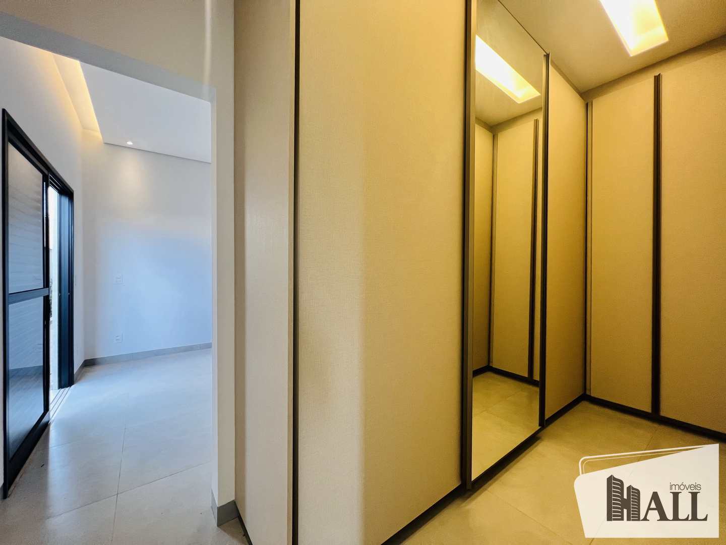 Casa de Condomínio à venda com 3 quartos, 246m² - Foto 8