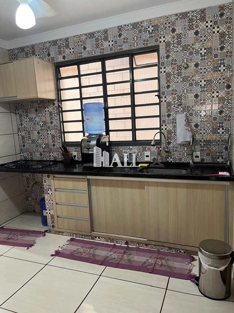 Apartamento à venda com 3 quartos, 104m² - Foto 2