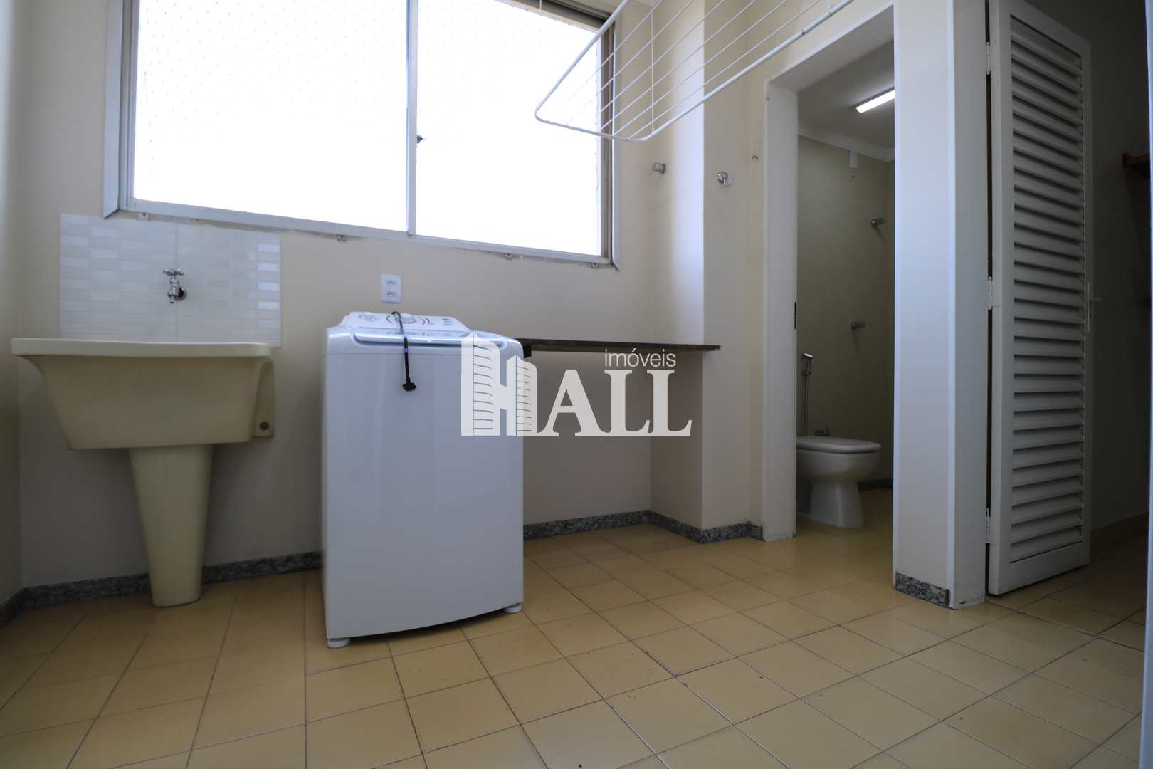 Apartamento à venda com 3 quartos, 96m² - Foto 4