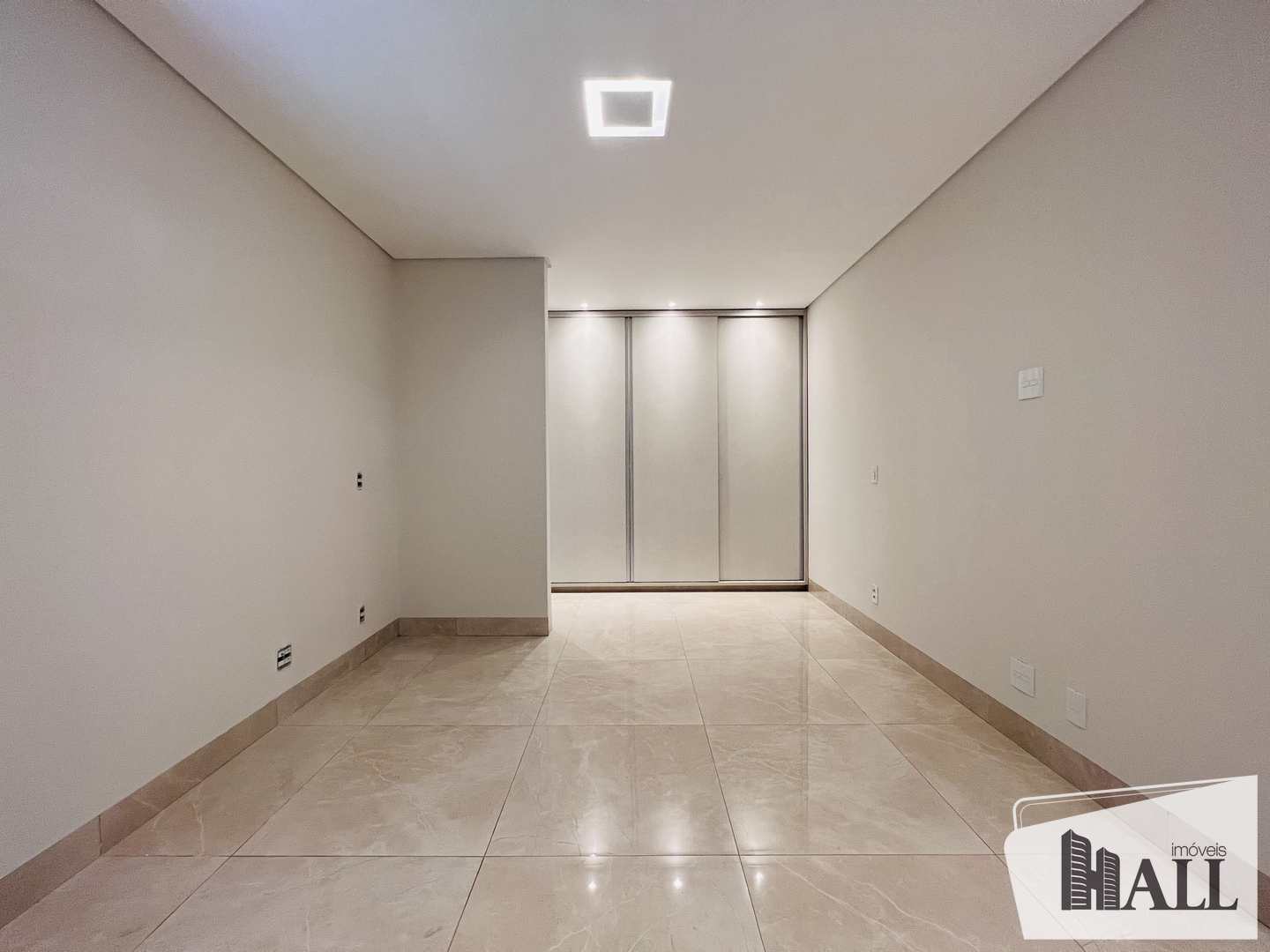 Casa de Condomínio à venda com 4 quartos, 240m² - Foto 9