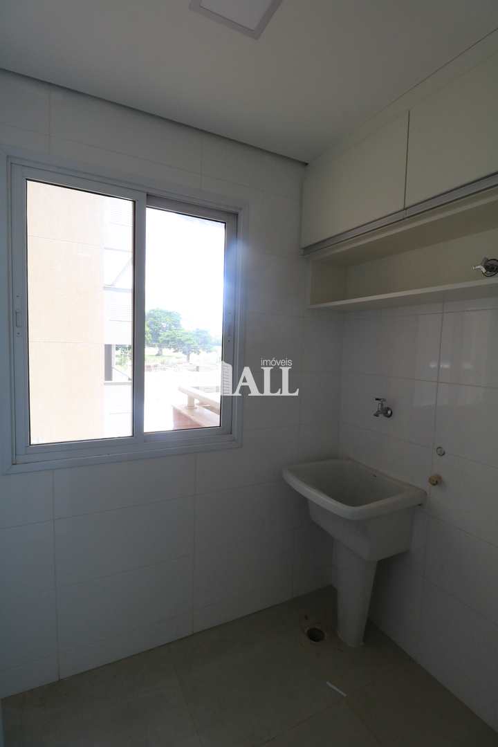 Apartamento à venda com 2 quartos, 64m² - Foto 3