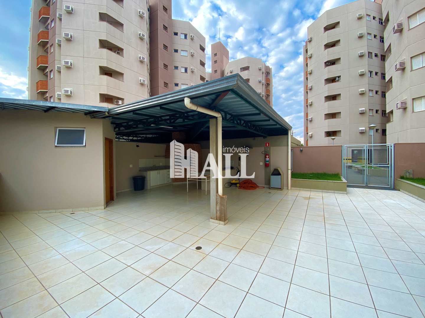 Apartamento à venda com 3 quartos, 90m² - Foto 22