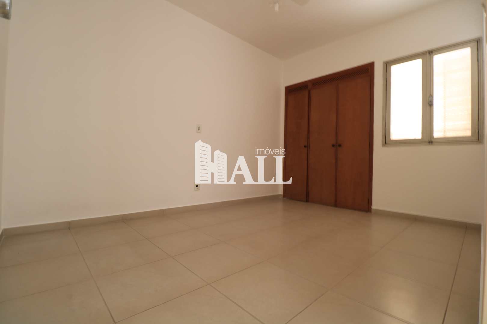 Apartamento à venda com 3 quartos, 131m² - Foto 6