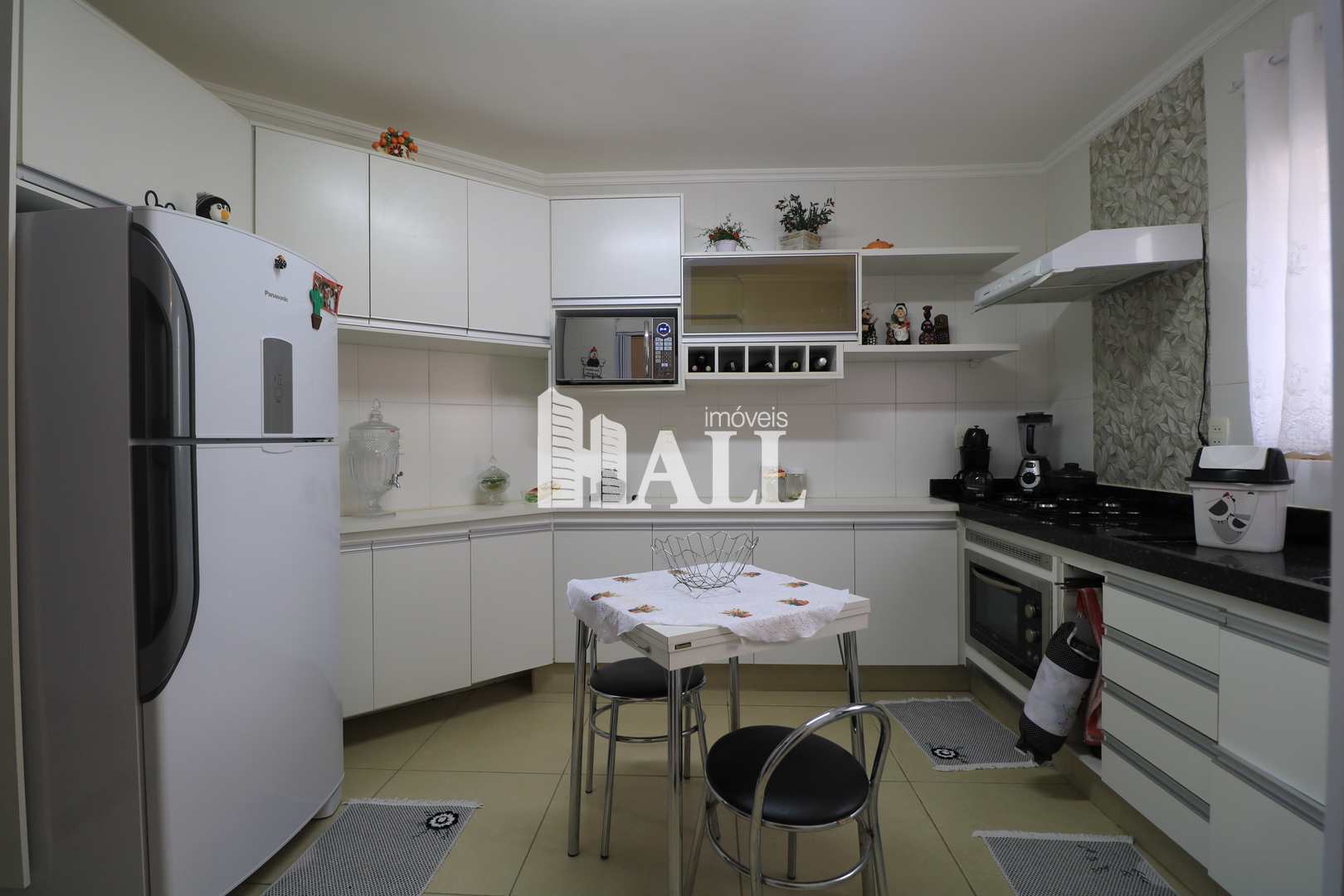 Apartamento à venda com 2 quartos, 80m² - Foto 3