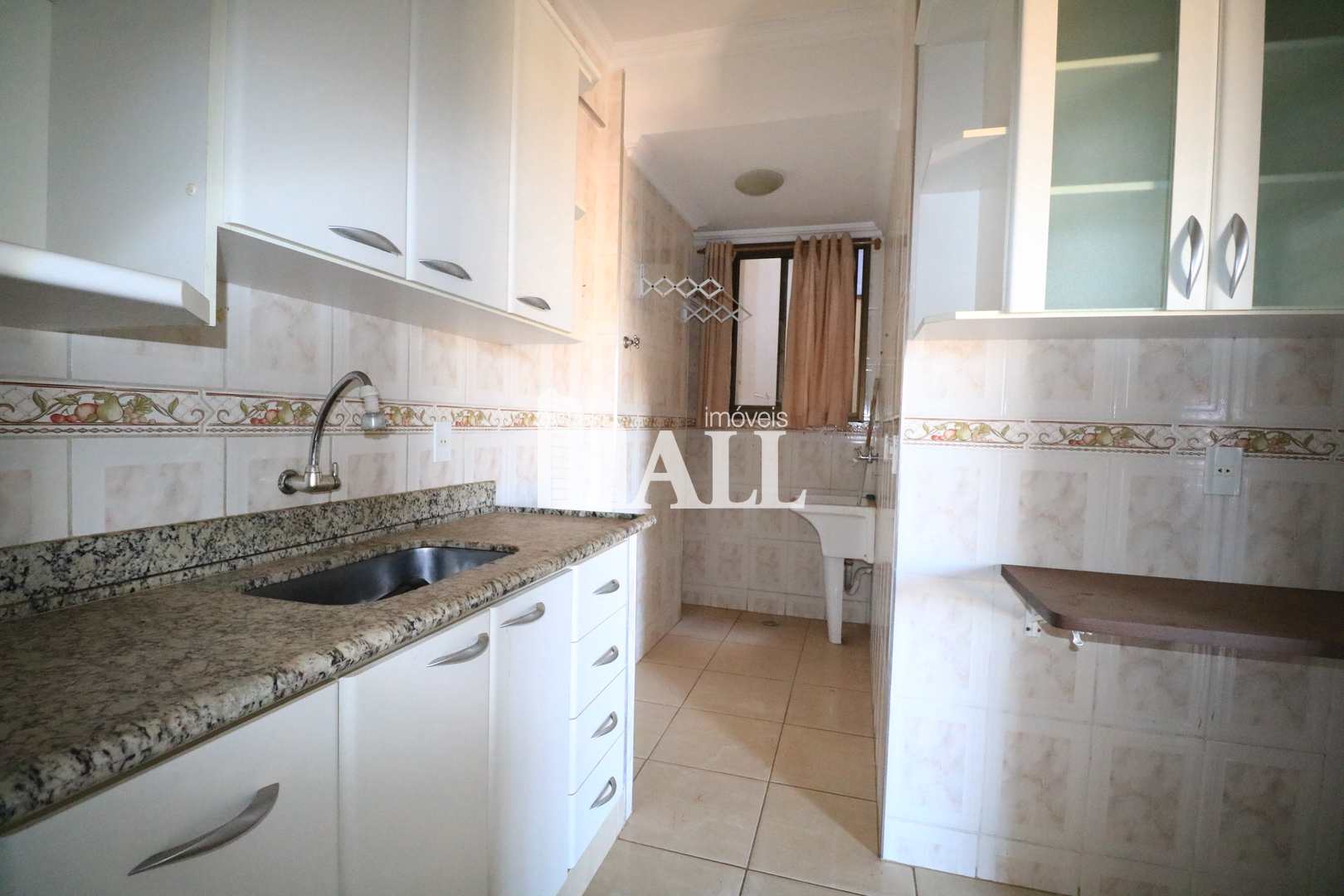 Apartamento à venda com 2 quartos, 64m² - Foto 5