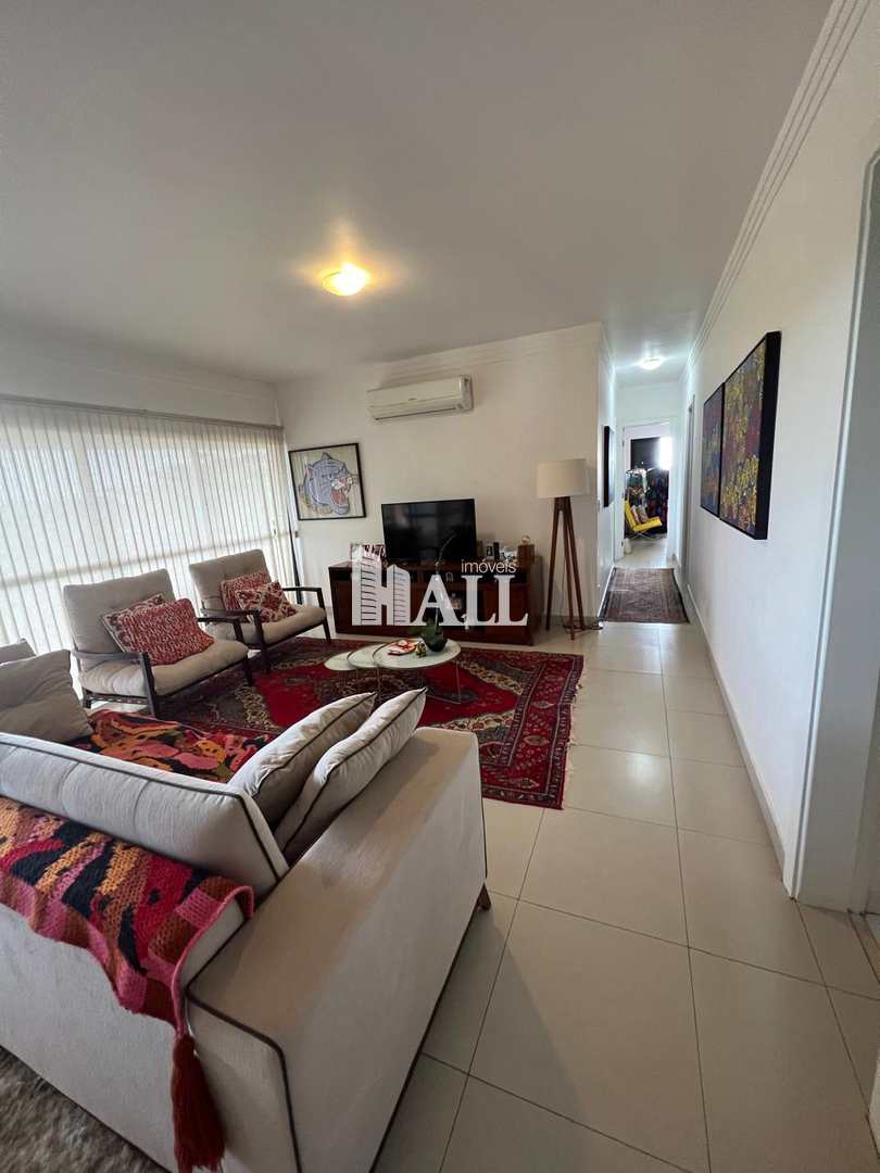 Apartamento à venda com 3 quartos, 158m² - Foto 3