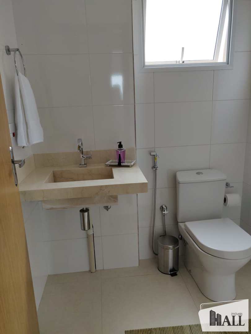 Apartamento à venda com 2 quartos, 70m² - Foto 8