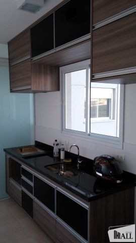 Apartamento à venda com 2 quartos, 78m² - Foto 3