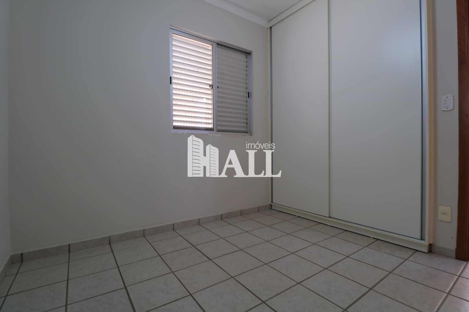 Apartamento à venda com 3 quartos, 100m² - Foto 12