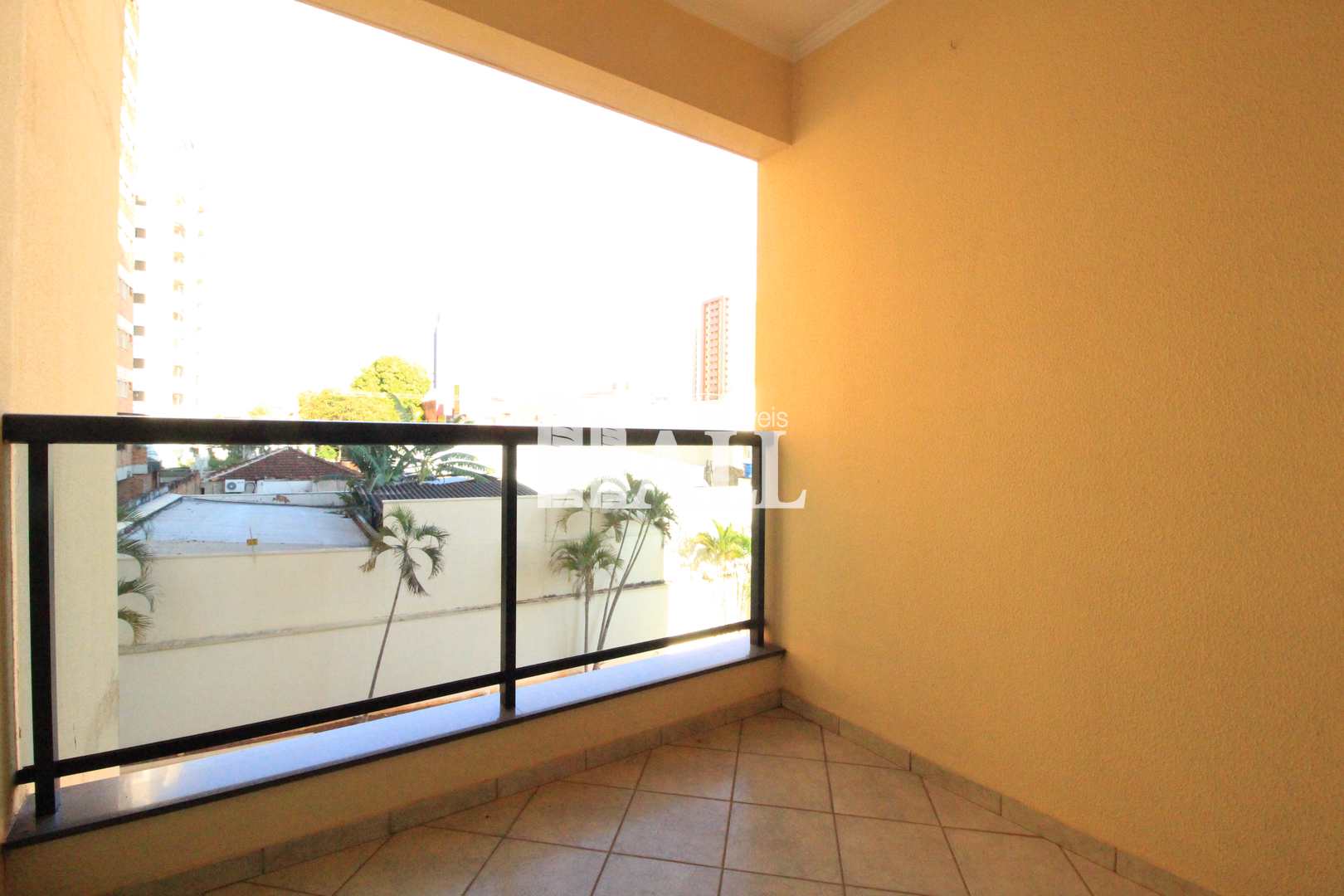 Apartamento à venda com 3 quartos, 99m² - Foto 3