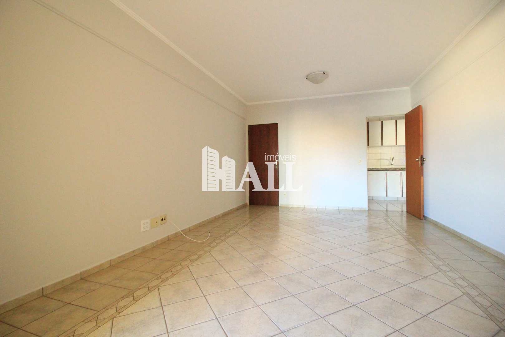 Apartamento à venda com 3 quartos, 99m² - Foto 1