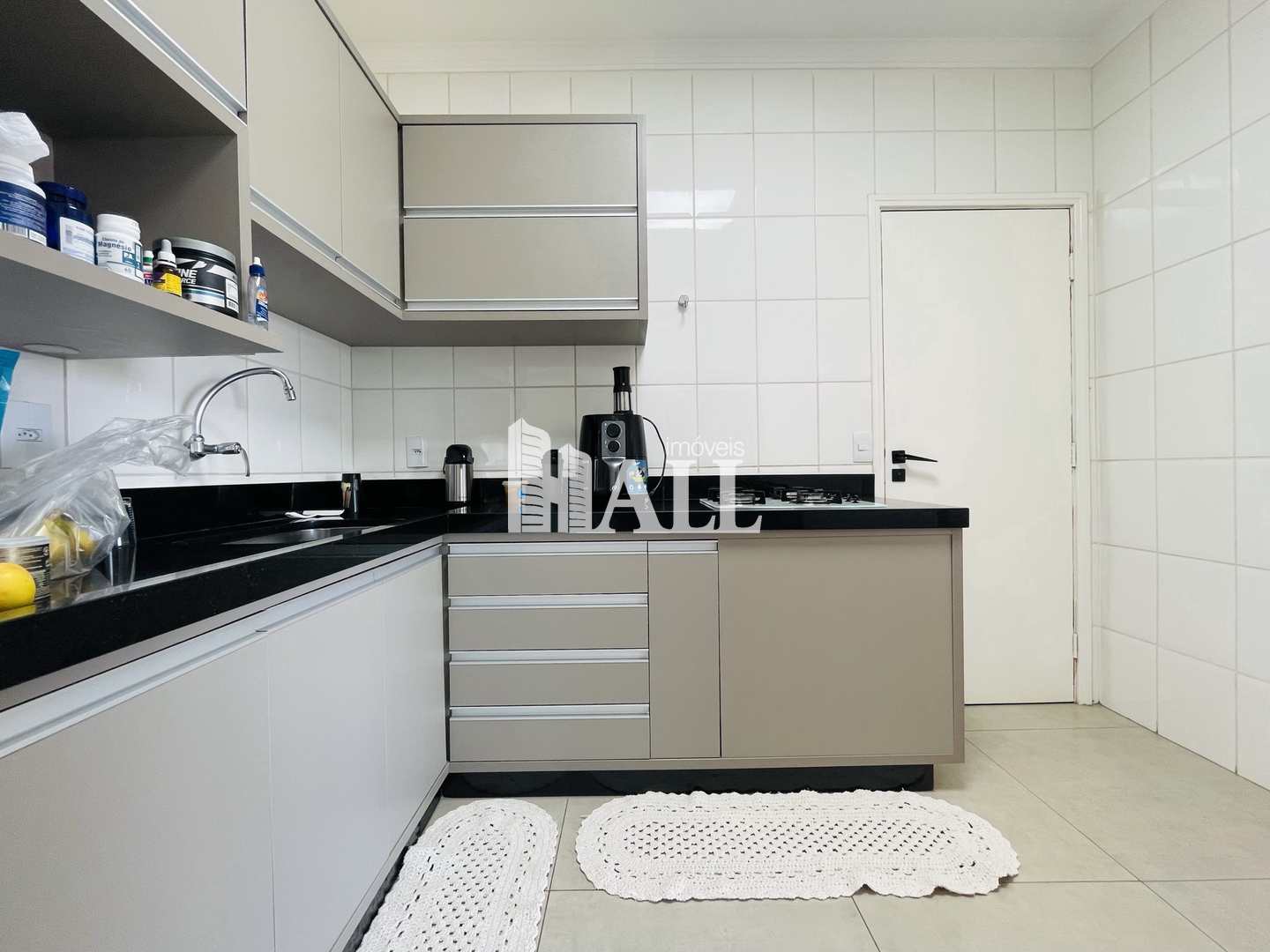 Apartamento à venda com 3 quartos, 200m² - Foto 13