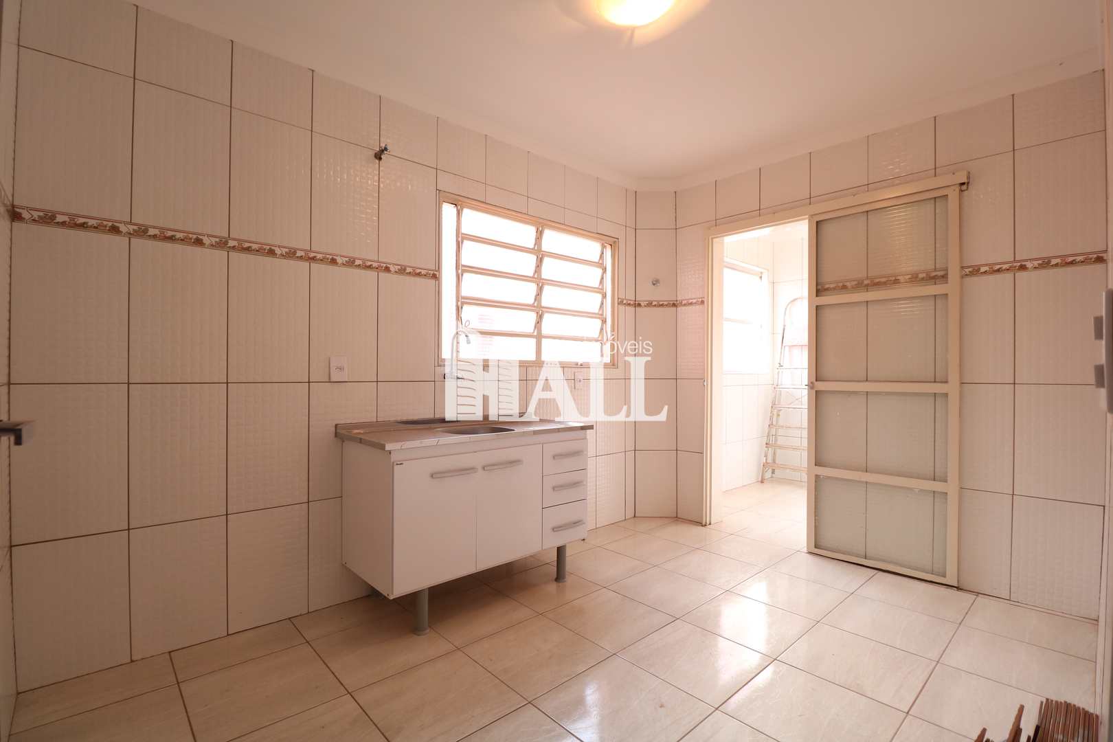 Apartamento à venda com 2 quartos, 60m² - Foto 3