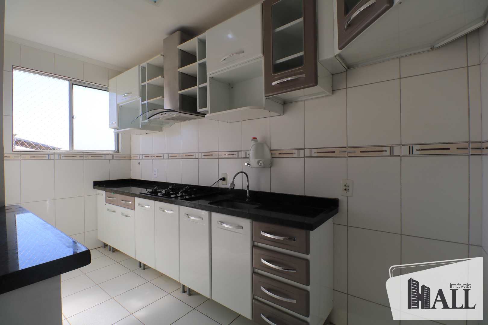 Apartamento à venda com 2 quartos, 100m² - Foto 3