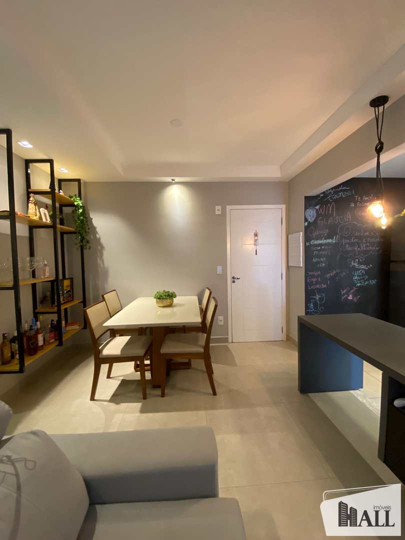 Apartamento à venda com 2 quartos, 70m² - Foto 9