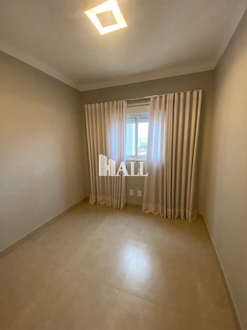 Apartamento à venda com 2 quartos, 70m² - Foto 4