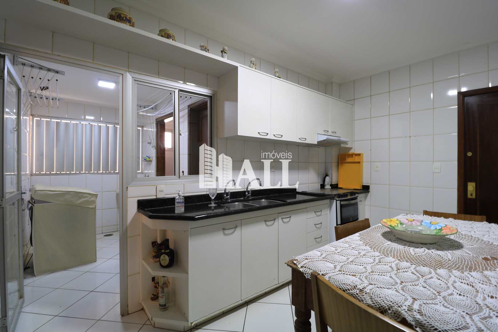 Apartamento à venda com 3 quartos, 190m² - Foto 7