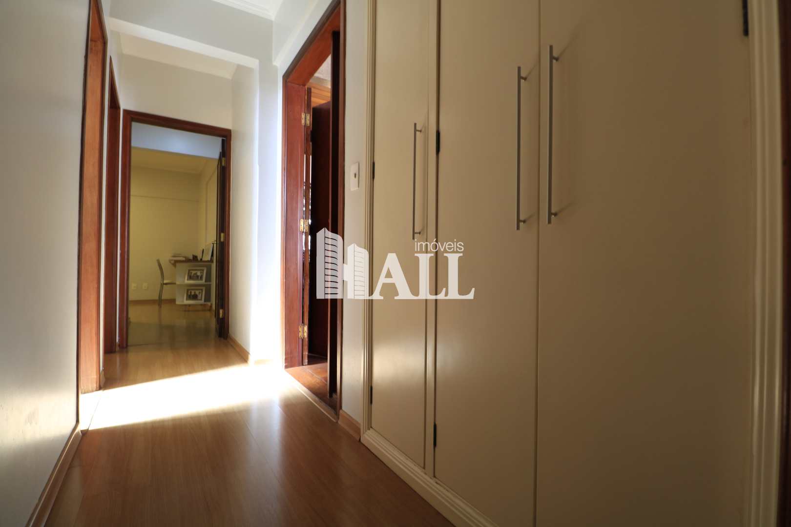 Apartamento à venda com 3 quartos, 190m² - Foto 11